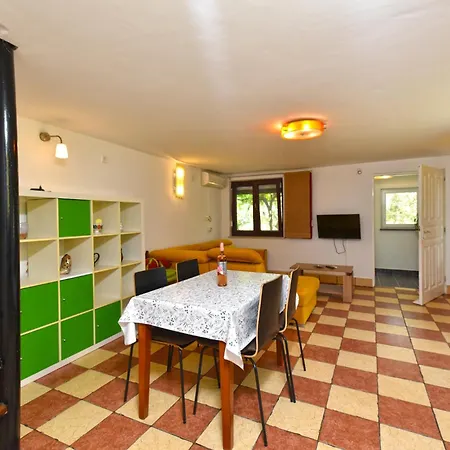 Dragica 929 Apartment *
