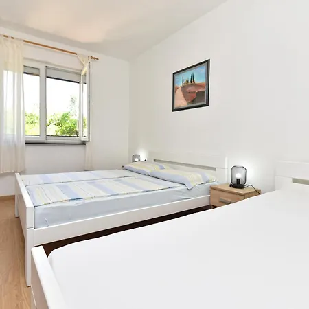 Apartment Dragica 929 *