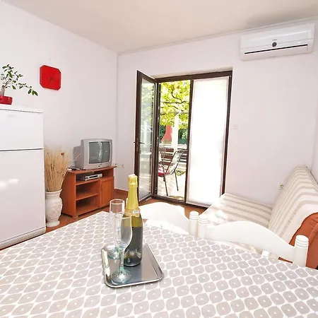 Dragica 929 Apartment *