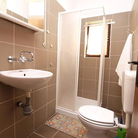 Apartment Dragica 929 *