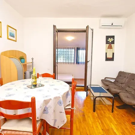 Apartment Dragica 929