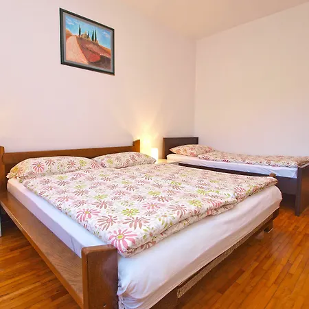 Apartment Dragica 929